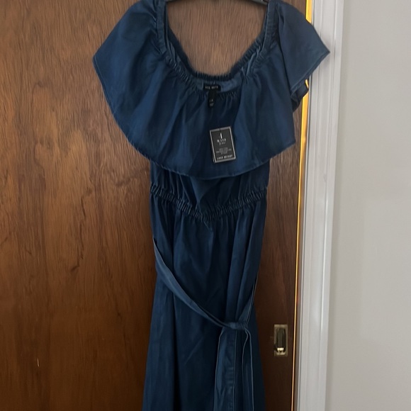 Four Way Off the Shoulder Dress - Picture 6 of 6